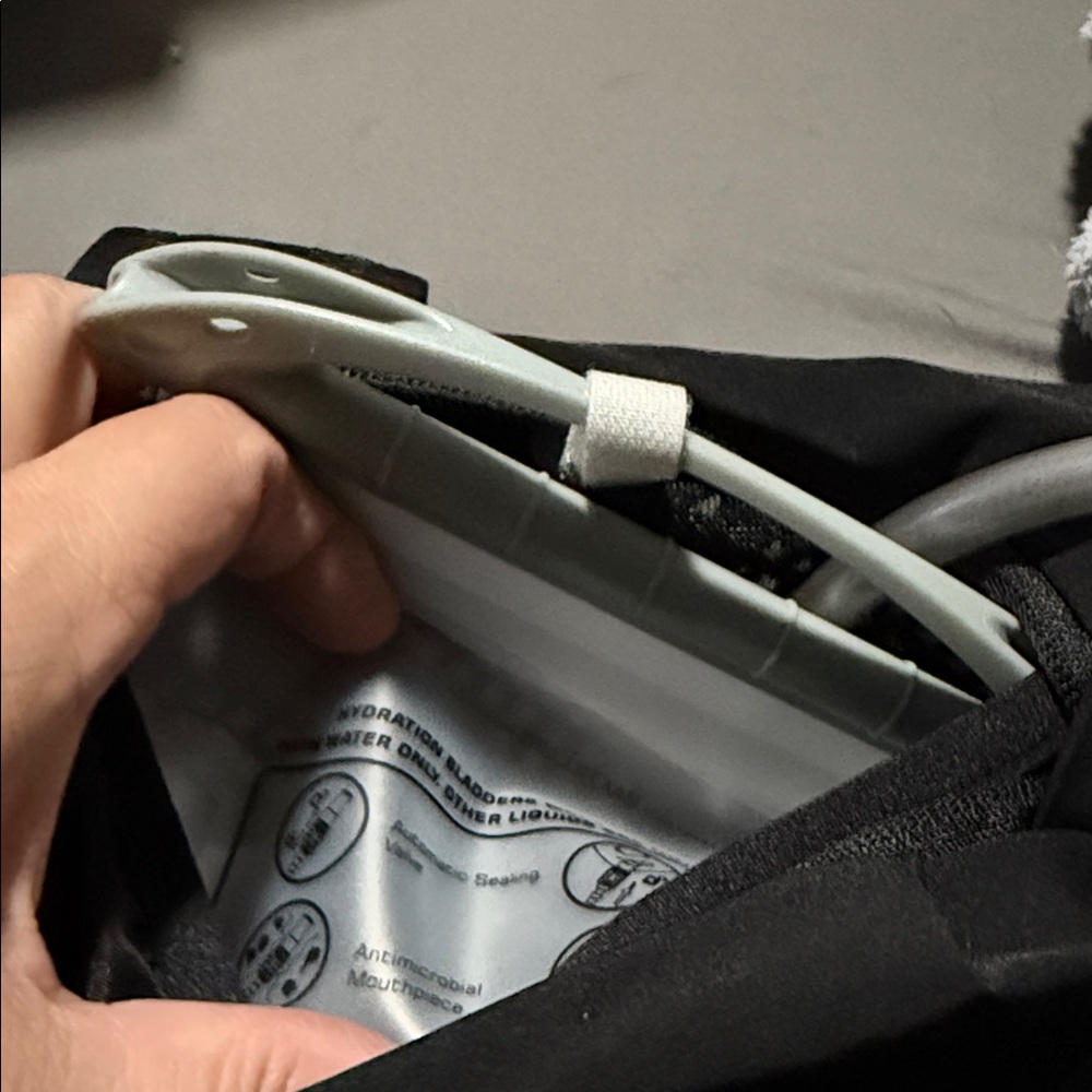 Black Hydration Backpack - image 4